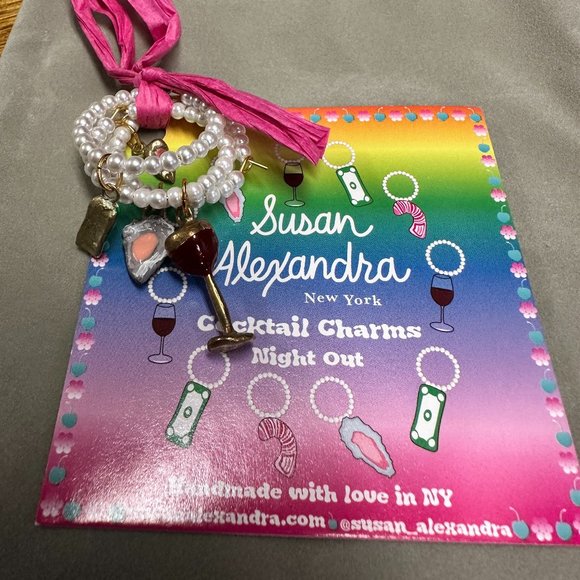 SUSAN ALEXANDRA Snack Set of 4 Imitation Pearl Wine Glass Charms - Picture 3 of 3